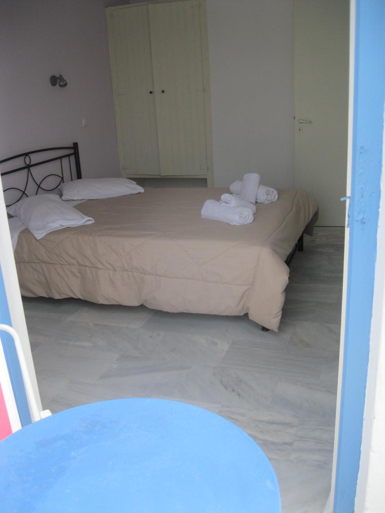 Very-Kokkos Pension 2 Naxos City Pokoj fotografie